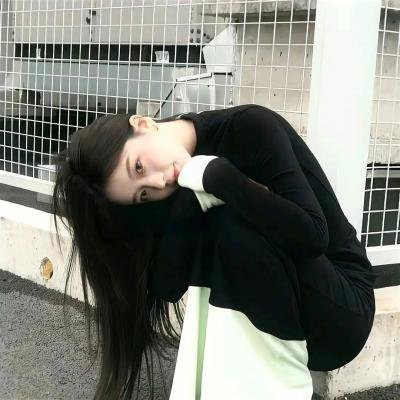 霸气女销售